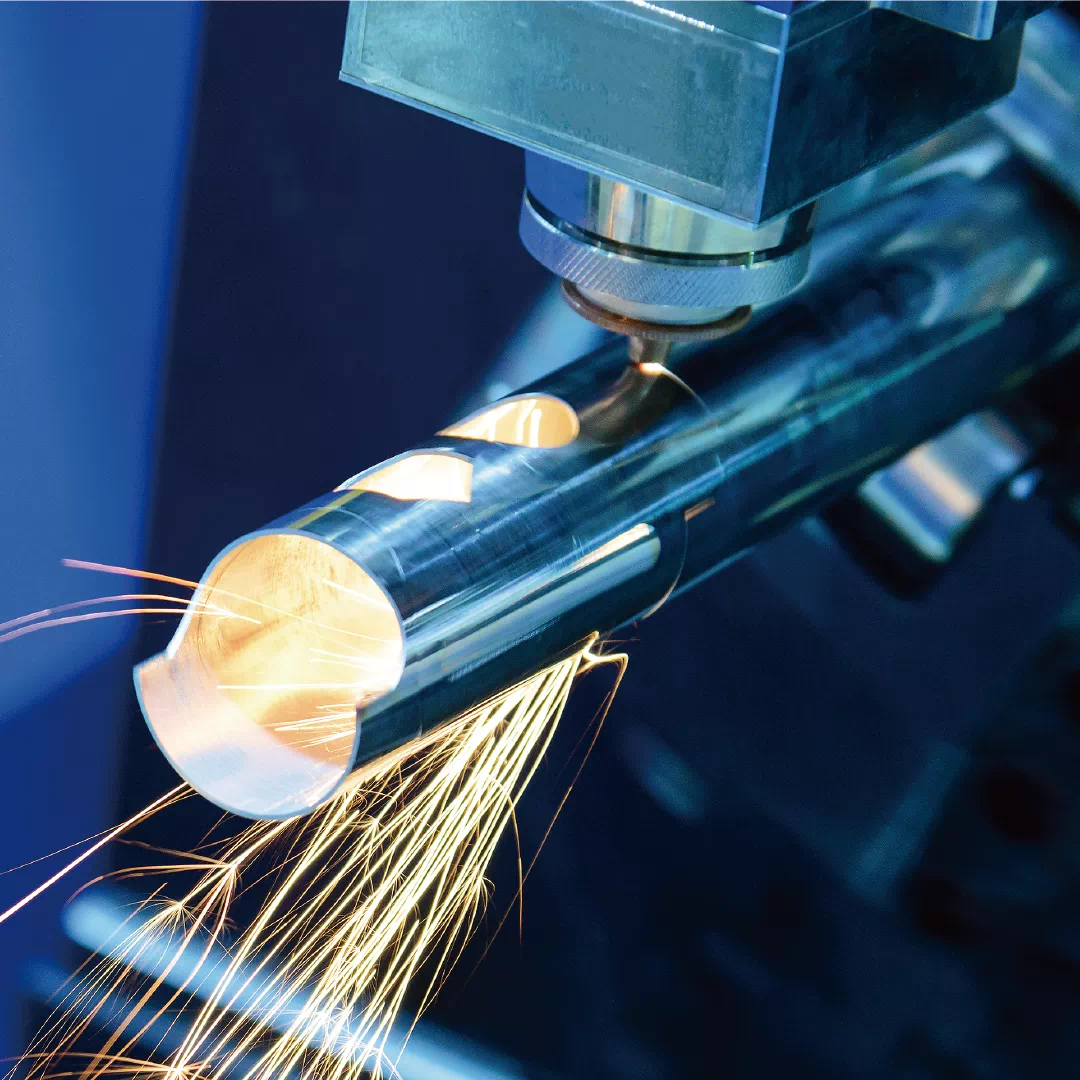 Key technology of pipe laser cutting system